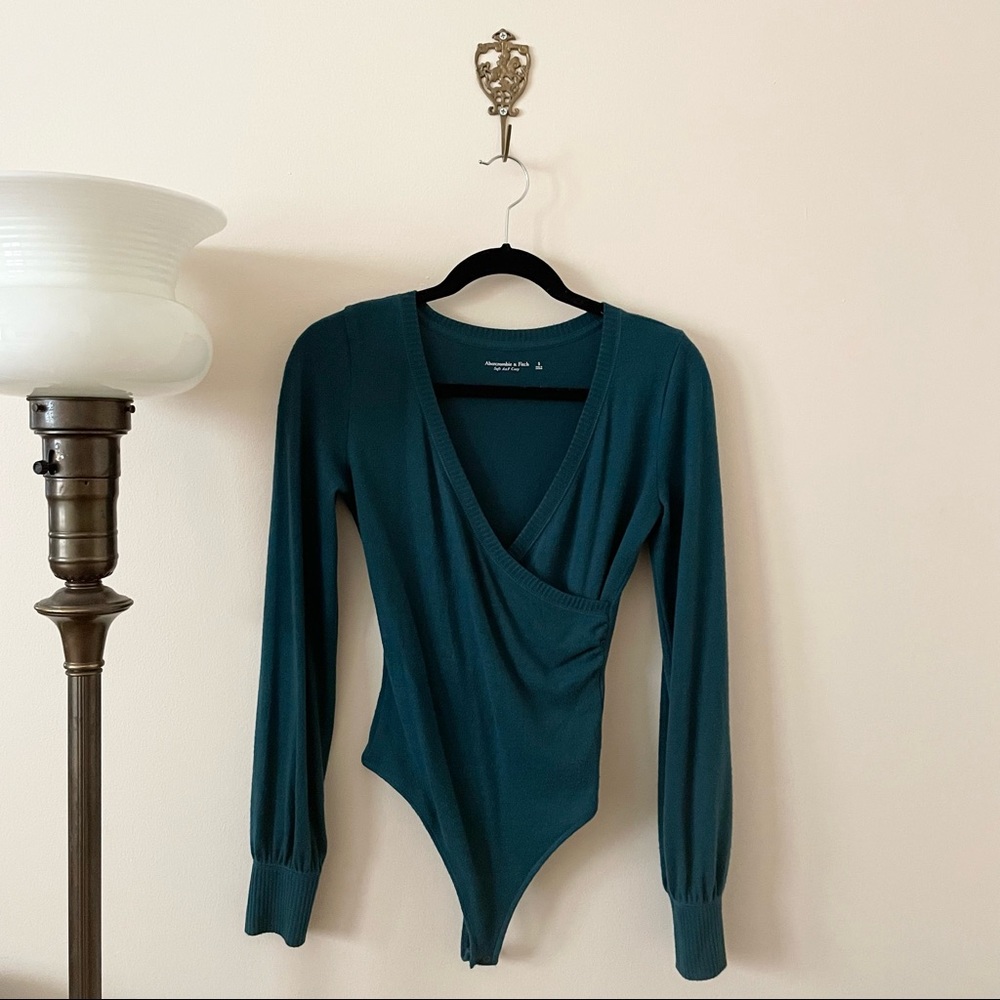 Abercrombie teal wrap knit bodysuit